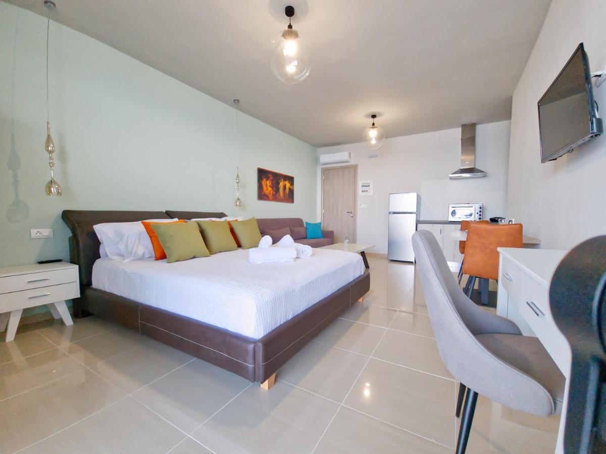 Epipleon Luxury Suites -105- Δωμάτιο 35Τμ Με Βεράντα 35Τμ Μπροστά Στη Θάλασσα Nafpaktos Luaran gambar